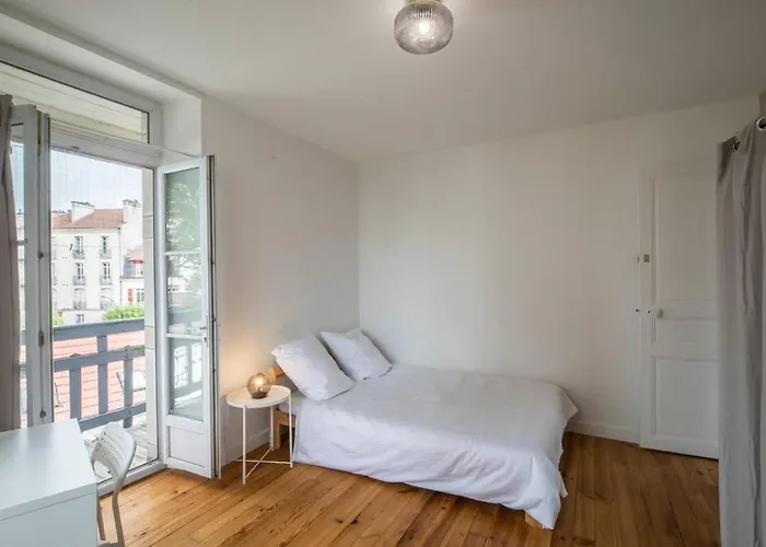 Grand Appartement Lumineux - Pau Centre
